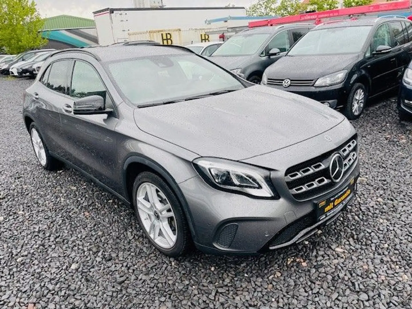 Mercedes-Benz GLA 200 7G-DCT  Urban*LED*Kamera*Leder Šedá - 1