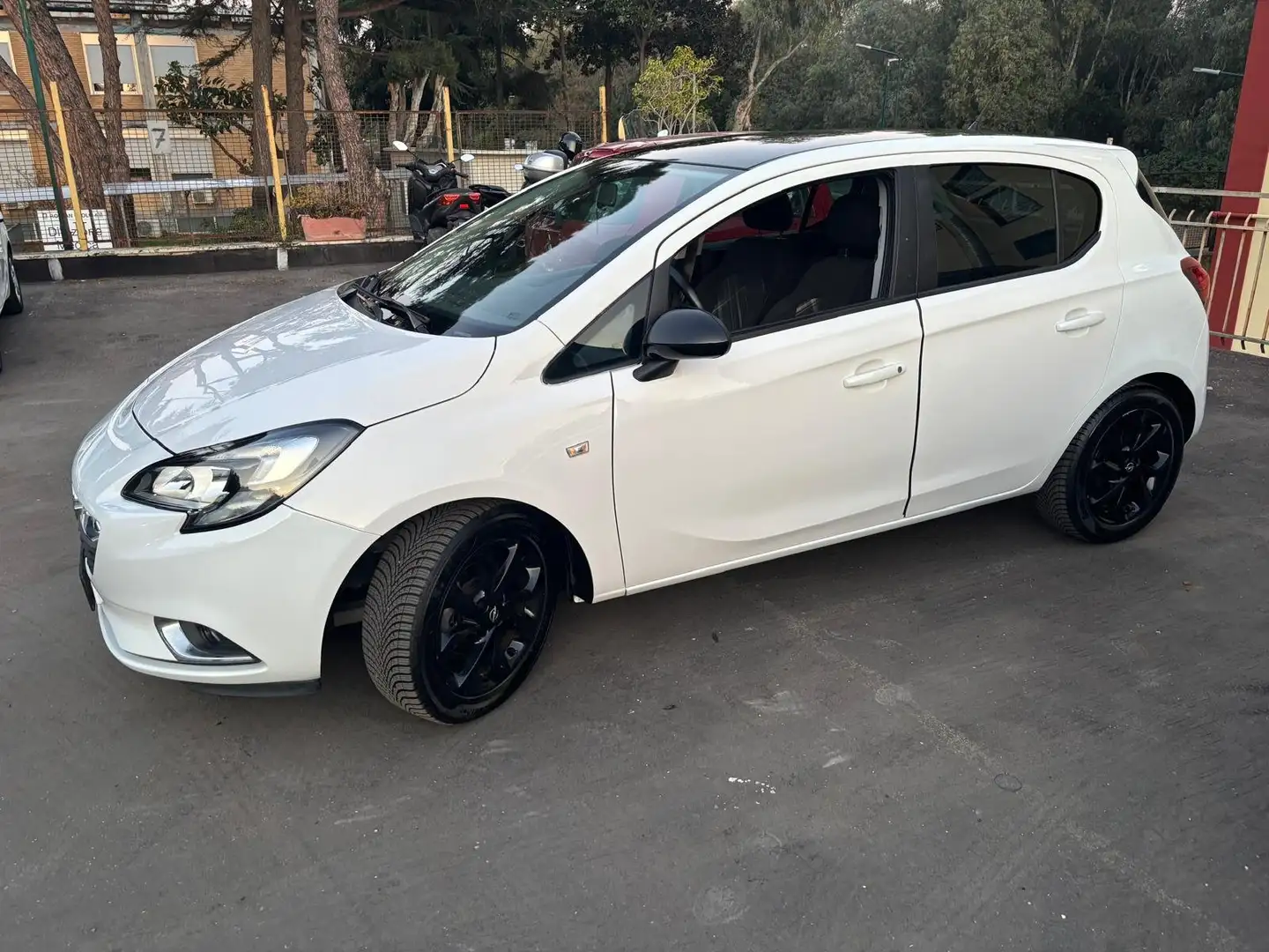 Opel Corsa-e Corsa V 2015 5p 1.2 Cosmo Alb - 2