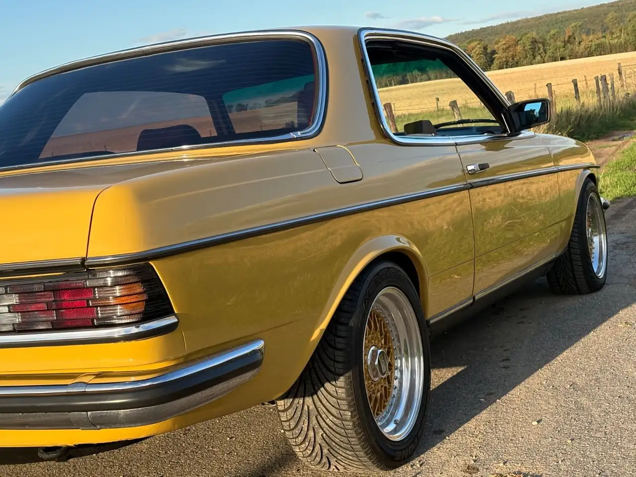 Mercedes-Benz 230 CE W123 Coupe Sehr Gepflegt/Gutachten 2+/BBS, foto 11