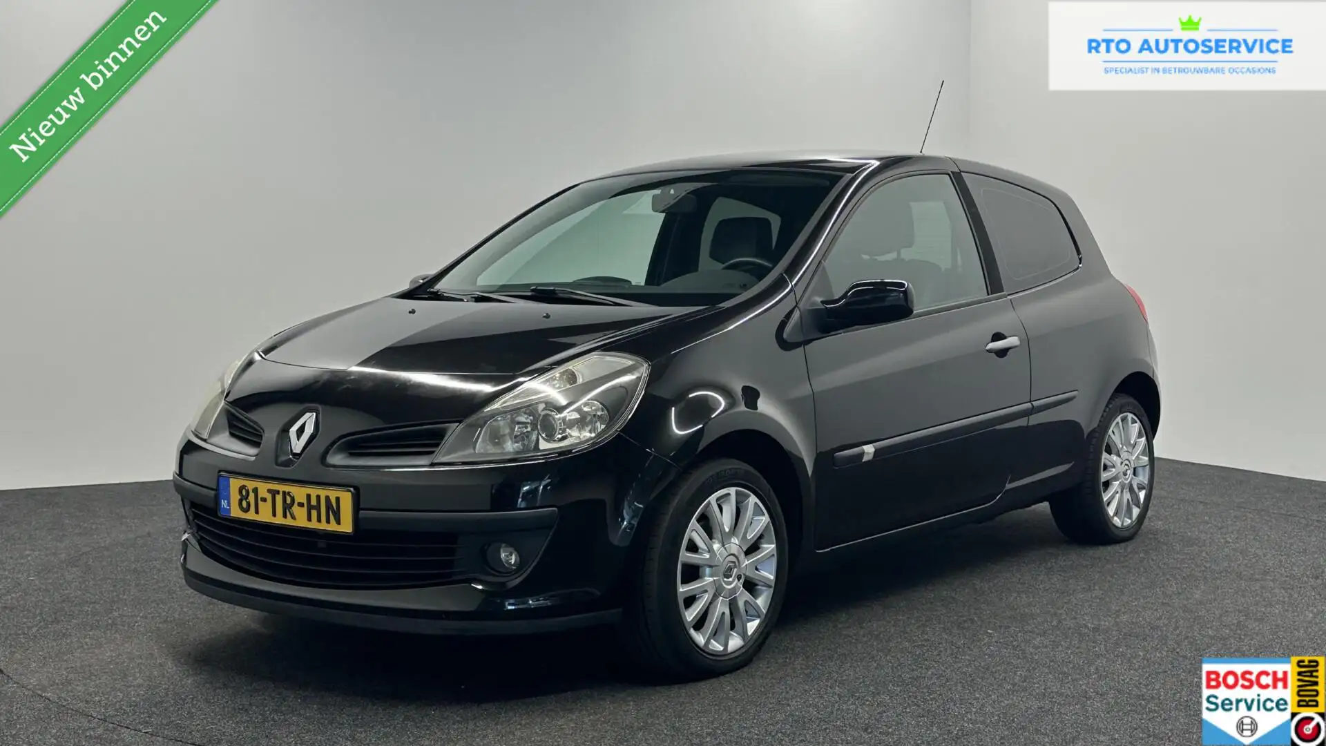 Renault Clio 1.4-16V Dynamique AIRCO CRUISE LM. Zwart - 1