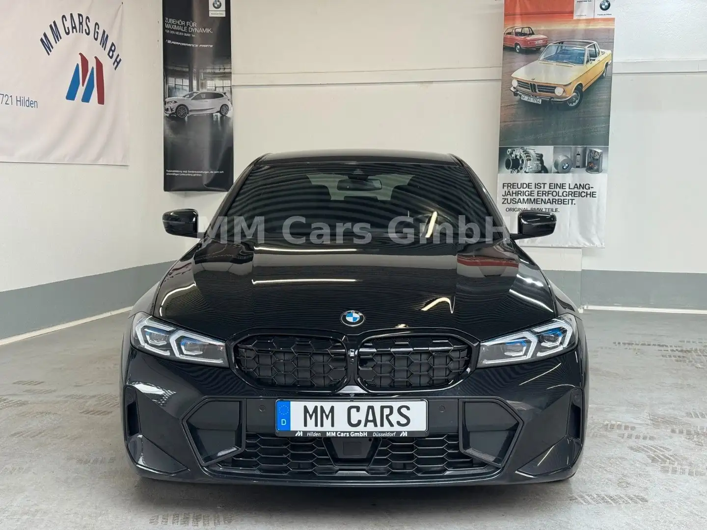 BMW 320 i M Sport ACC|HUD|HiFi|Garantie|DrivingAssist Zwart - 2