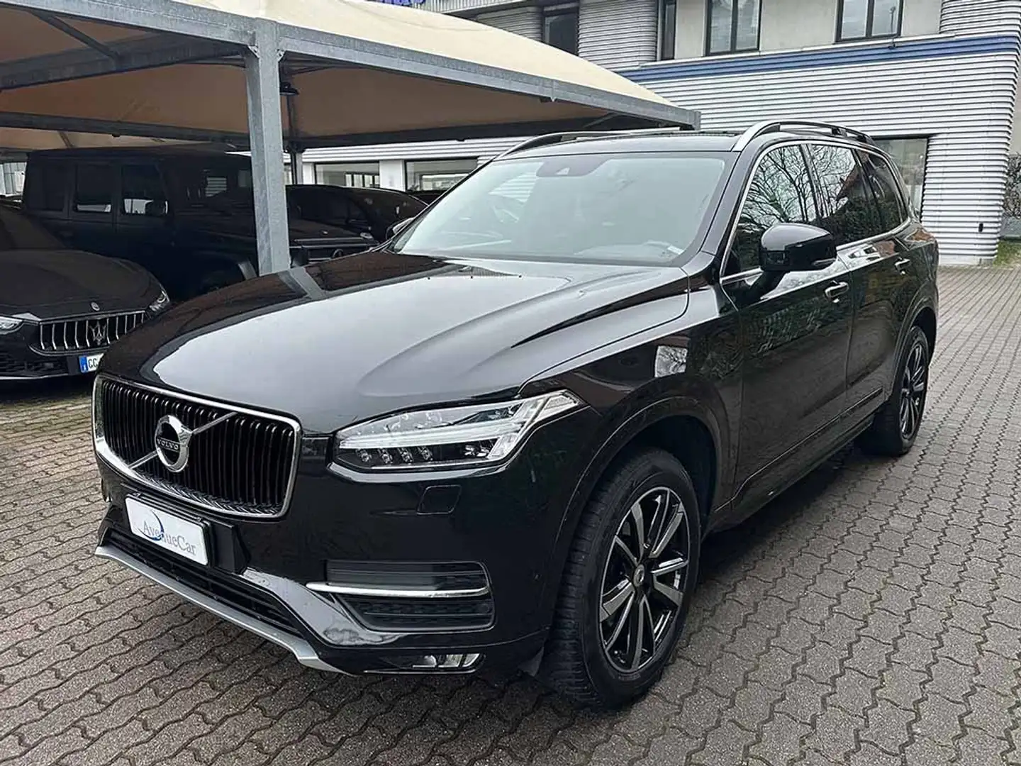 Volvo XC90 2.0 d5 awd 7 posti MOMENTUM PELLE CERCHI 19'' Nero - 1