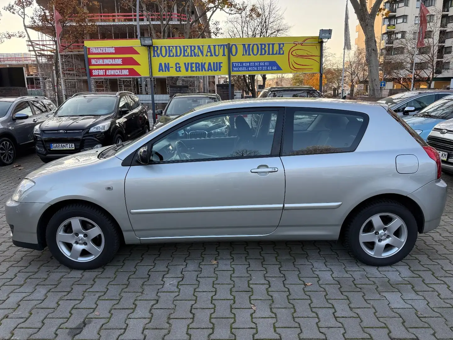 Toyota Corolla 1.4 Sol /Compact Argent - 2