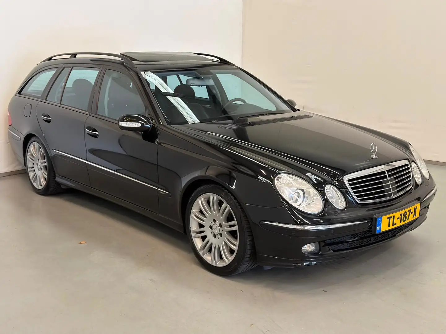 Mercedes-Benz E 500 Combi 4Matic Sport Edition / Schuifdak / Harman / Negro - 2