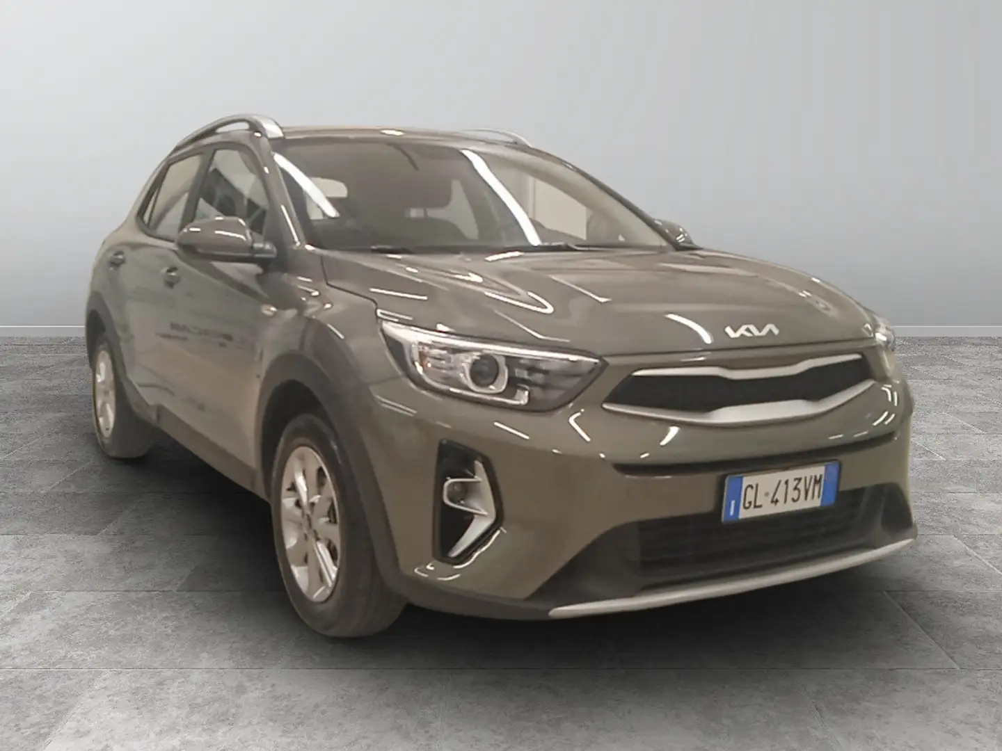 Kia Stonic 1.2 DPi Urban Grün - 1