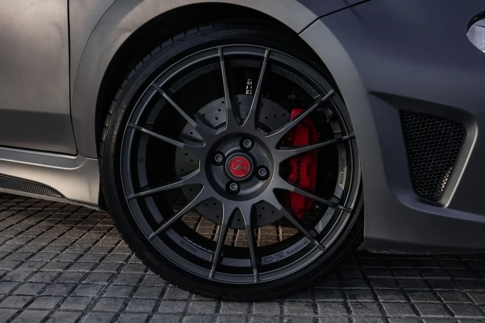 Abarth 695 695C Rivale Gris - 2