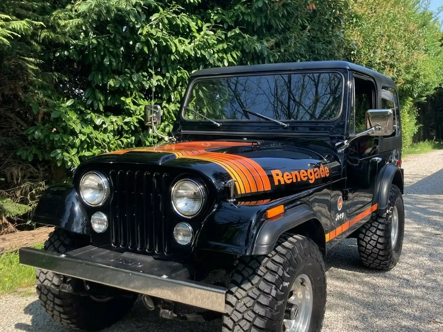 Jeep CJ-7 Renegade Nero - 1