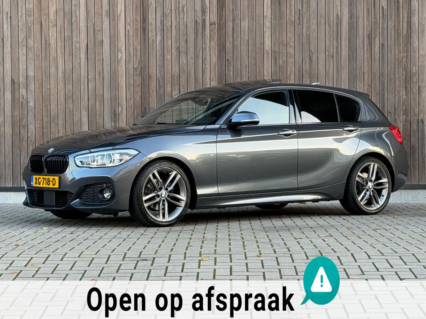 BMW 118 1-serie 118i High Executive / Dakje / Adaptief Cru Grijs - 1
