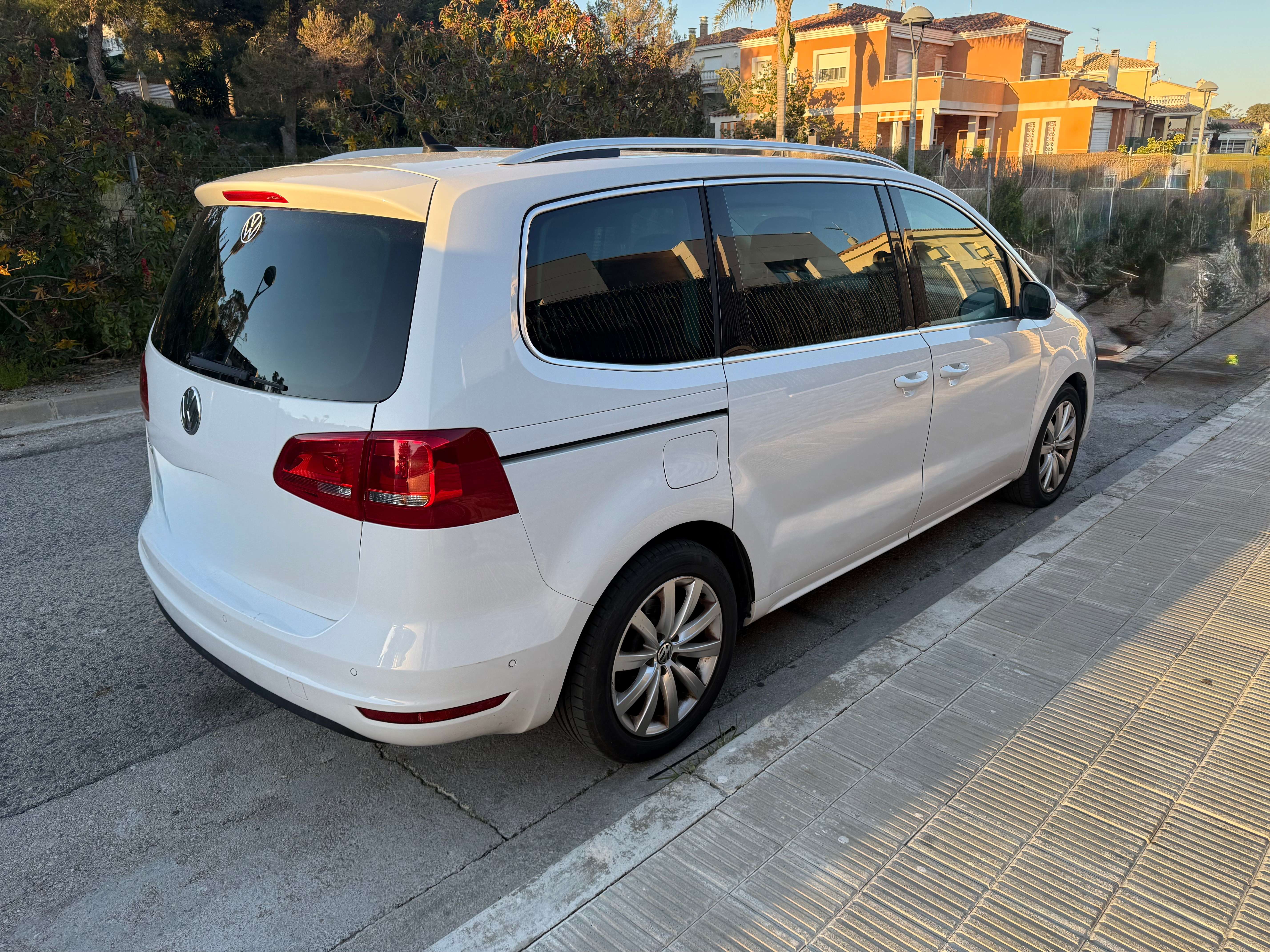 Volkswagen Sharan Sharan 2.0TDI Sport BMT 140 Sport - foto 1