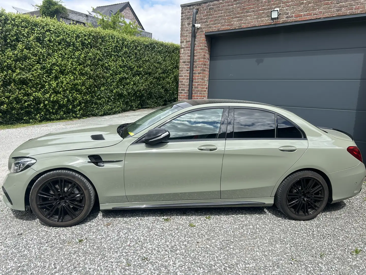 Mercedes-Benz C 220 d/ OUTSIDE SWAP 6.3/ SOUNDBOX/ GREEN COVERING Gris - 2