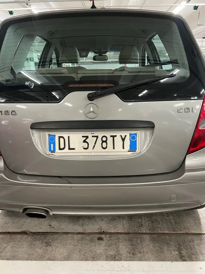 Mercedes-Benz A 180 Grigio - 2