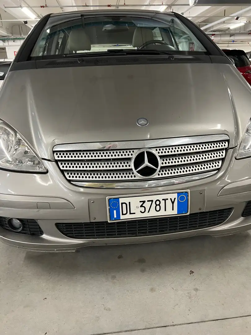 Mercedes-Benz A 180 Grigio - 1