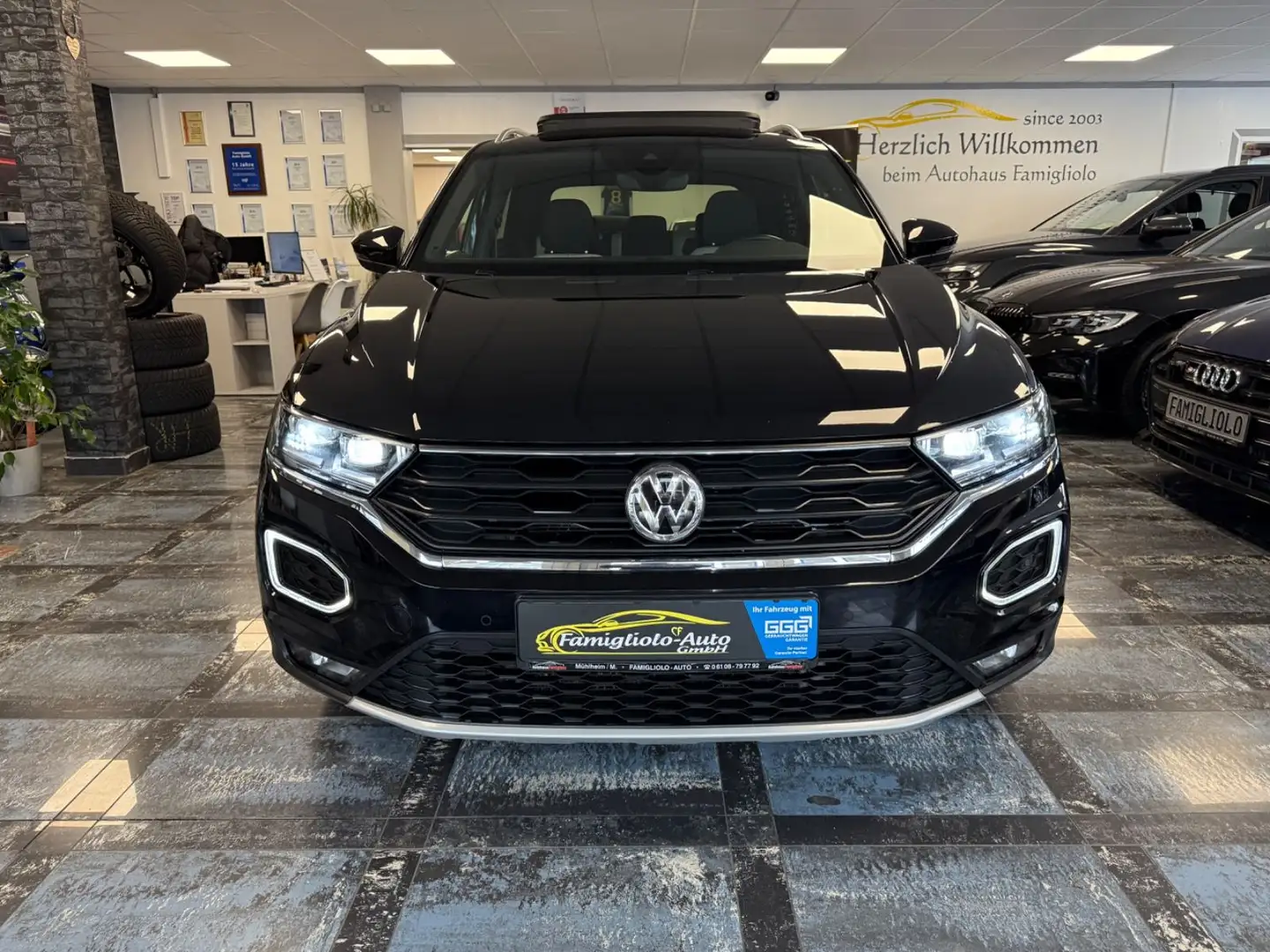 Volkswagen T-Roc Sport 4Motion*Kamera*Panorama*Virtual*Alu Schwarz - 2