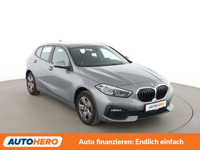 BMW 1 Series view 8