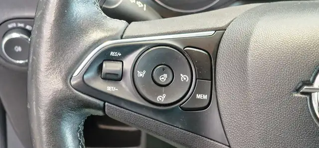 Opel Crossland X view 15