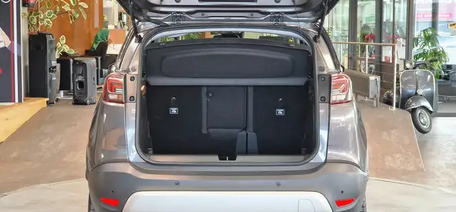 Opel Crossland X view 9