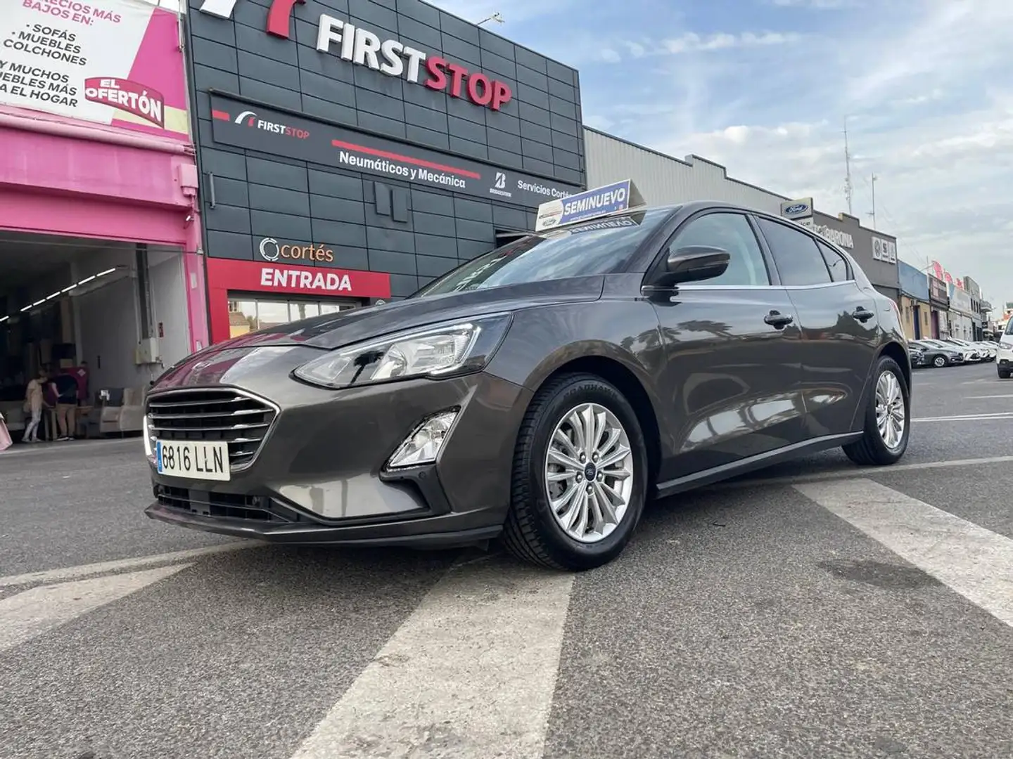 Ford Focus 1.5Ecoblue Titanium 120 Gris - 1