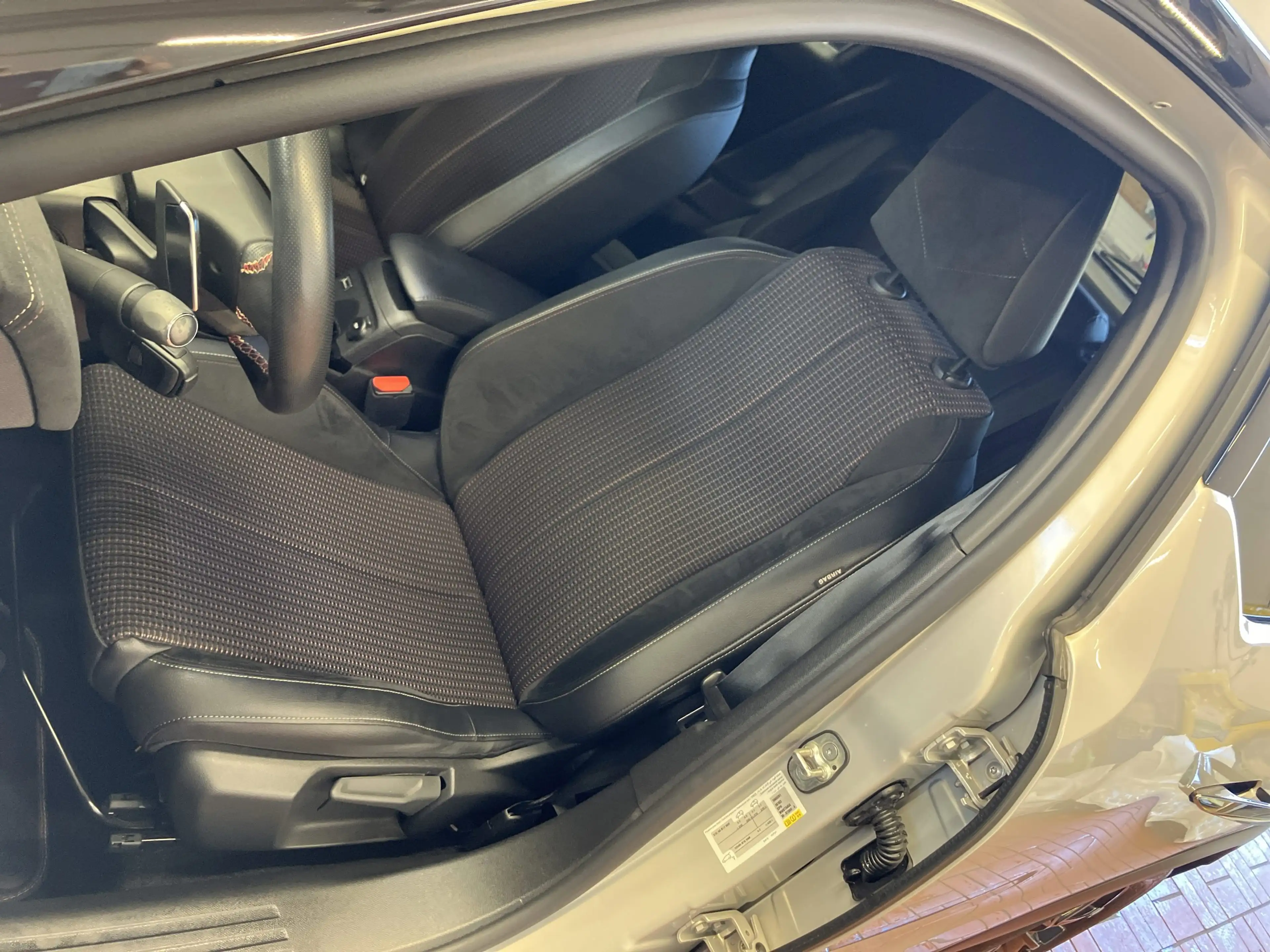 DS Automobiles DS 3 Crossback DS3 Crossback 1.2 Performance Line Navi+SHZ+Kam — photo 8