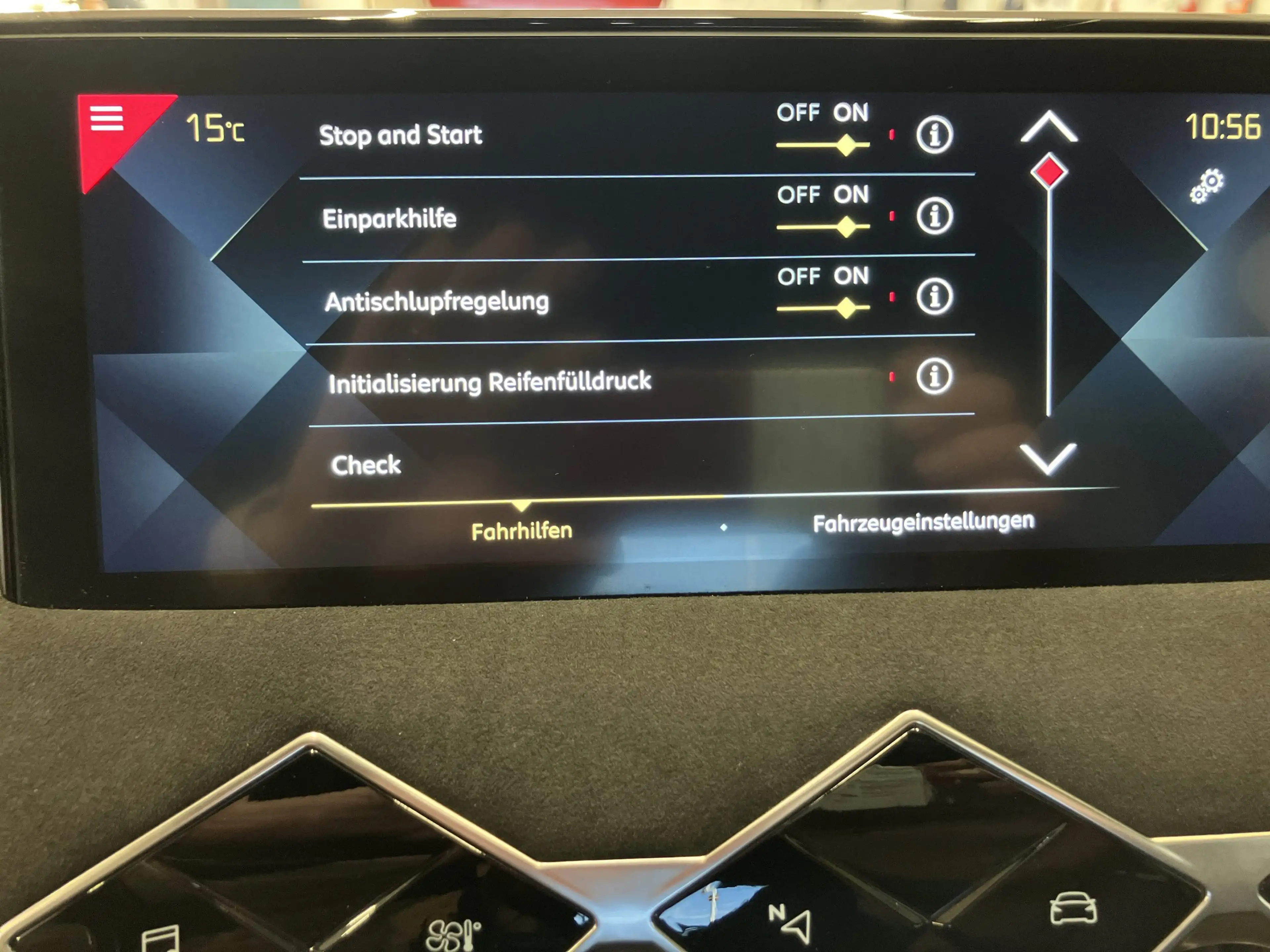 DS Automobiles DS 3 Crossback DS3 Crossback 1.2 Performance Line Navi+SHZ+Kam — photo 11