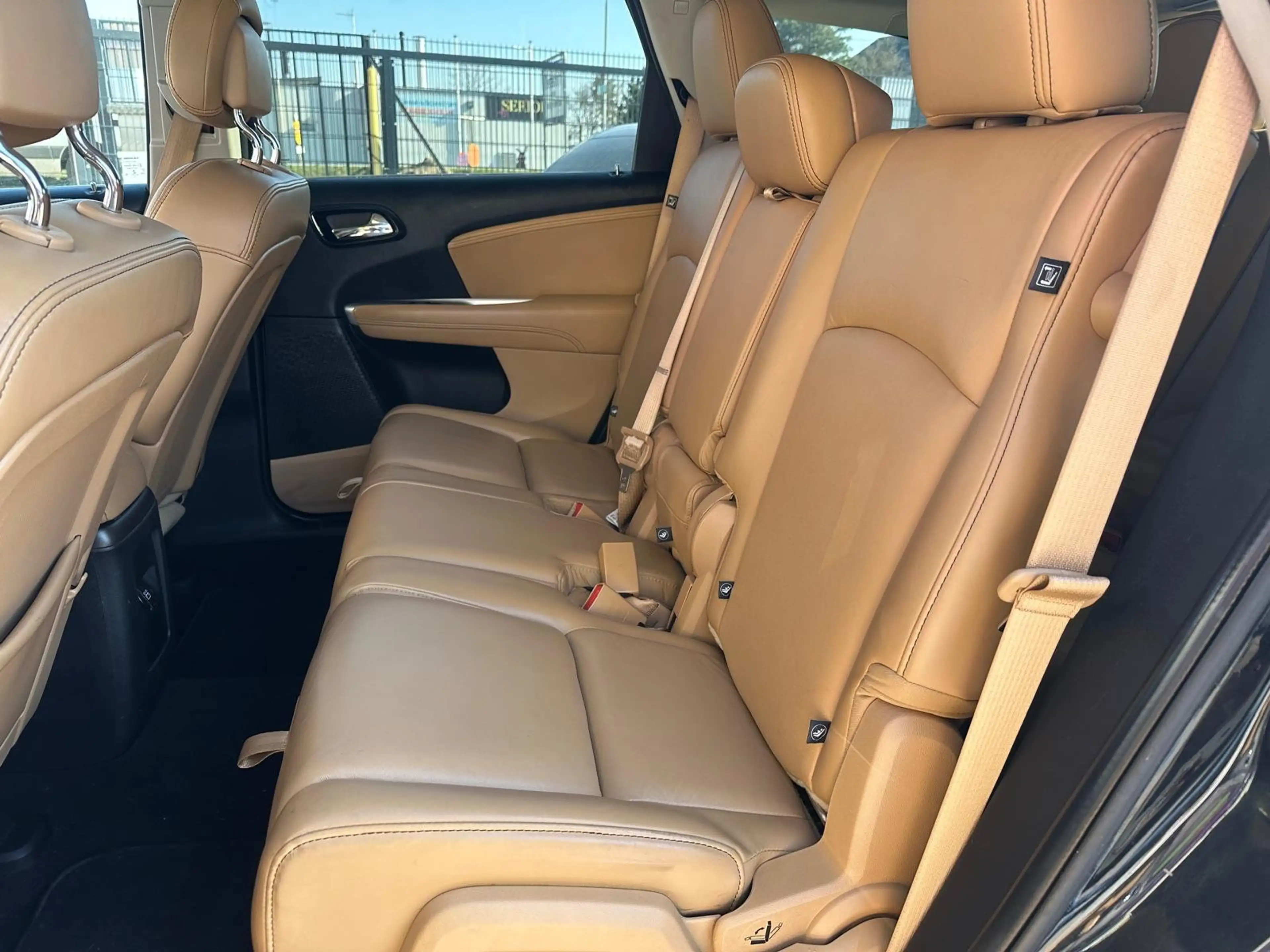 Fiat Freemont 2,0 Multijet Lounge AWD *7-Sitze*Leder*Navi* — photo 12