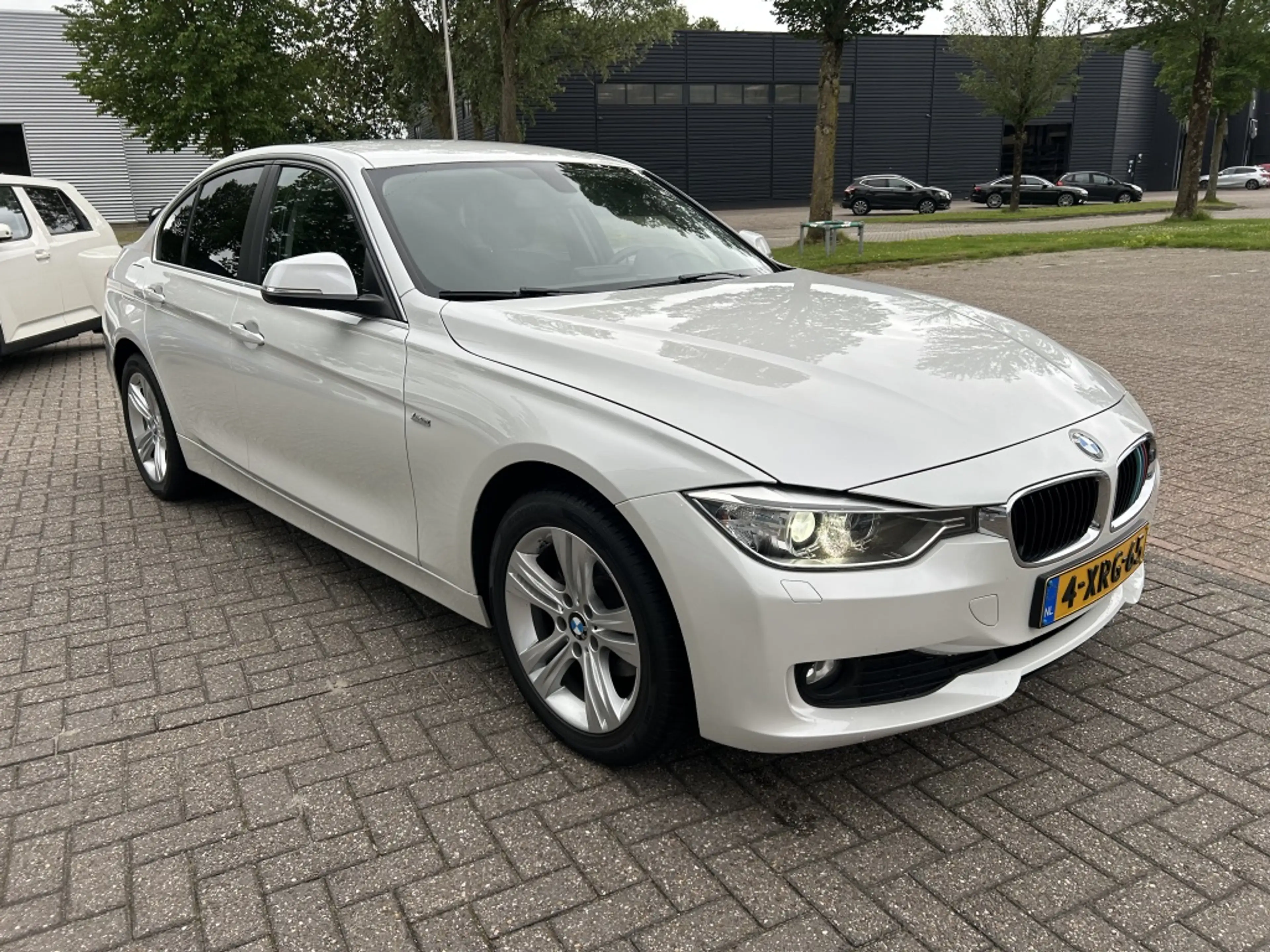 BMW 316 3-serie 316i Executive XENON NAVI CRUISE PDC. — photo 3
