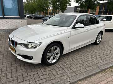3-serie 316i Executive XENON NAVI CRUISE PDC.