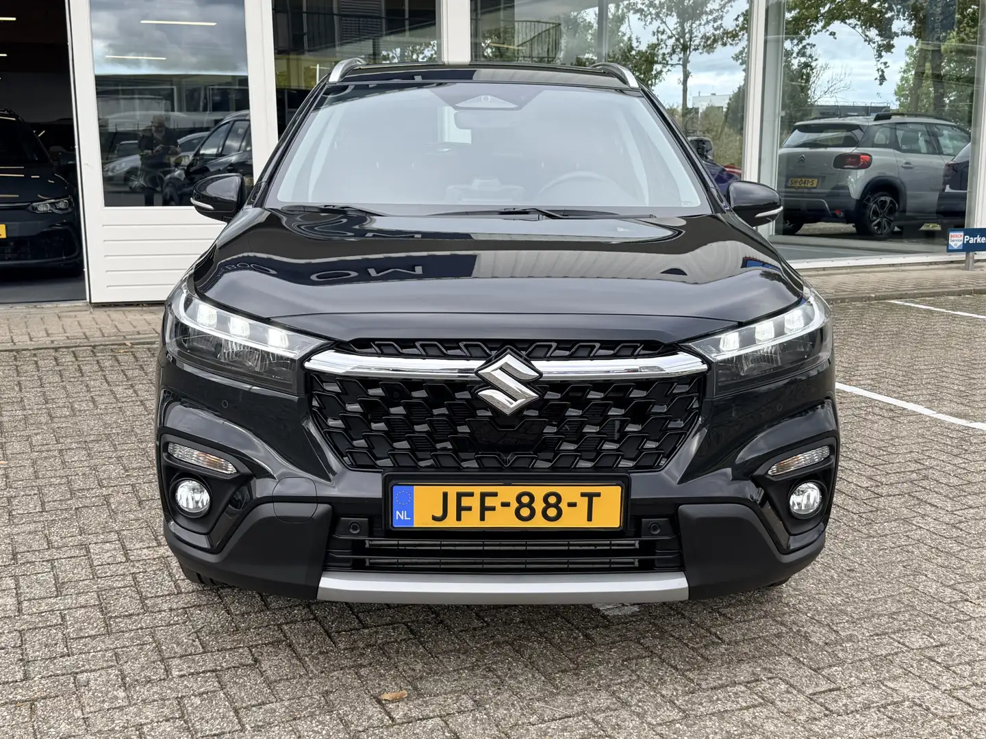 Suzuki S-Cross 1.4 Boosterjet Select Smart Hybrid | LED | Navi | Zwart - 2