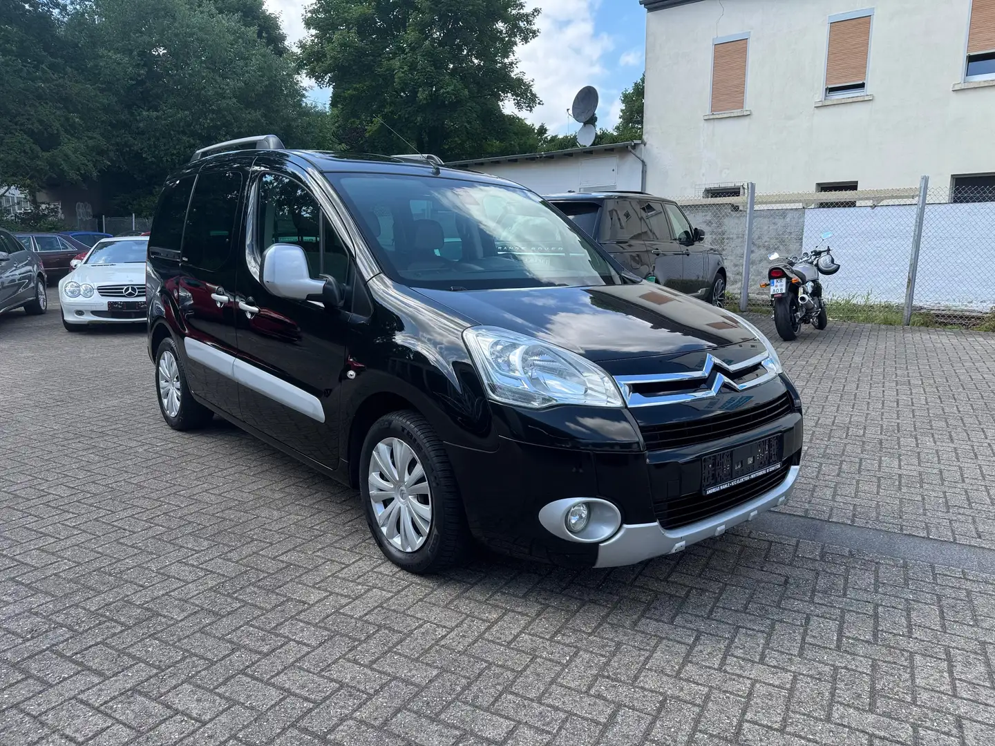 Citroen Berlingo Silver Selection, Klima, Sitzheizung, Glass Dach. Negro - 1