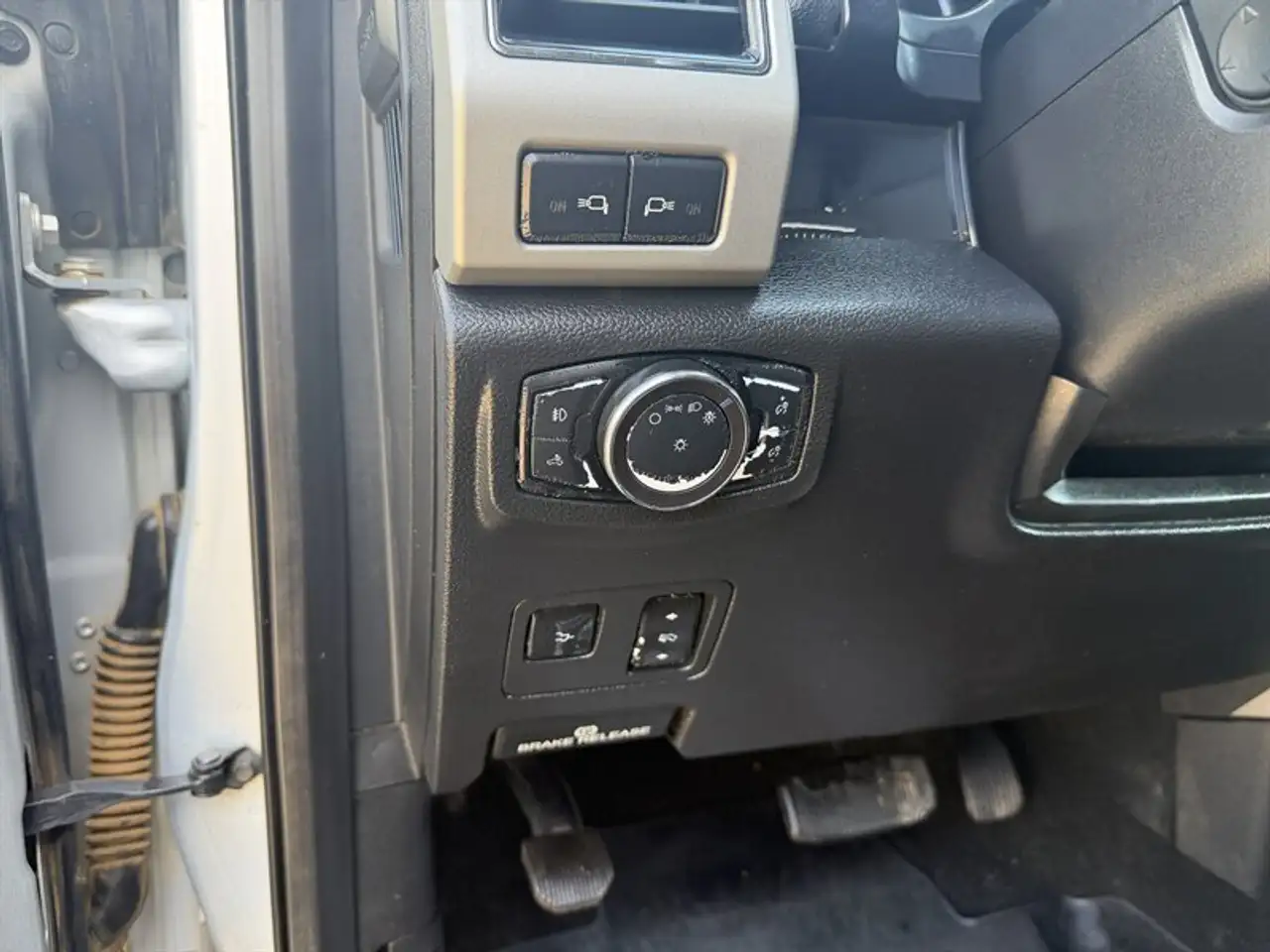 Ford F 350 снимка Ford F 350