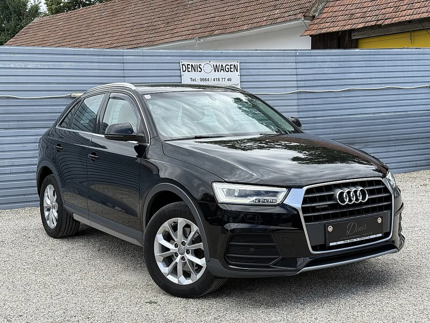 Audi Q3 2,0 TDI Intense quattro Zwart - 2