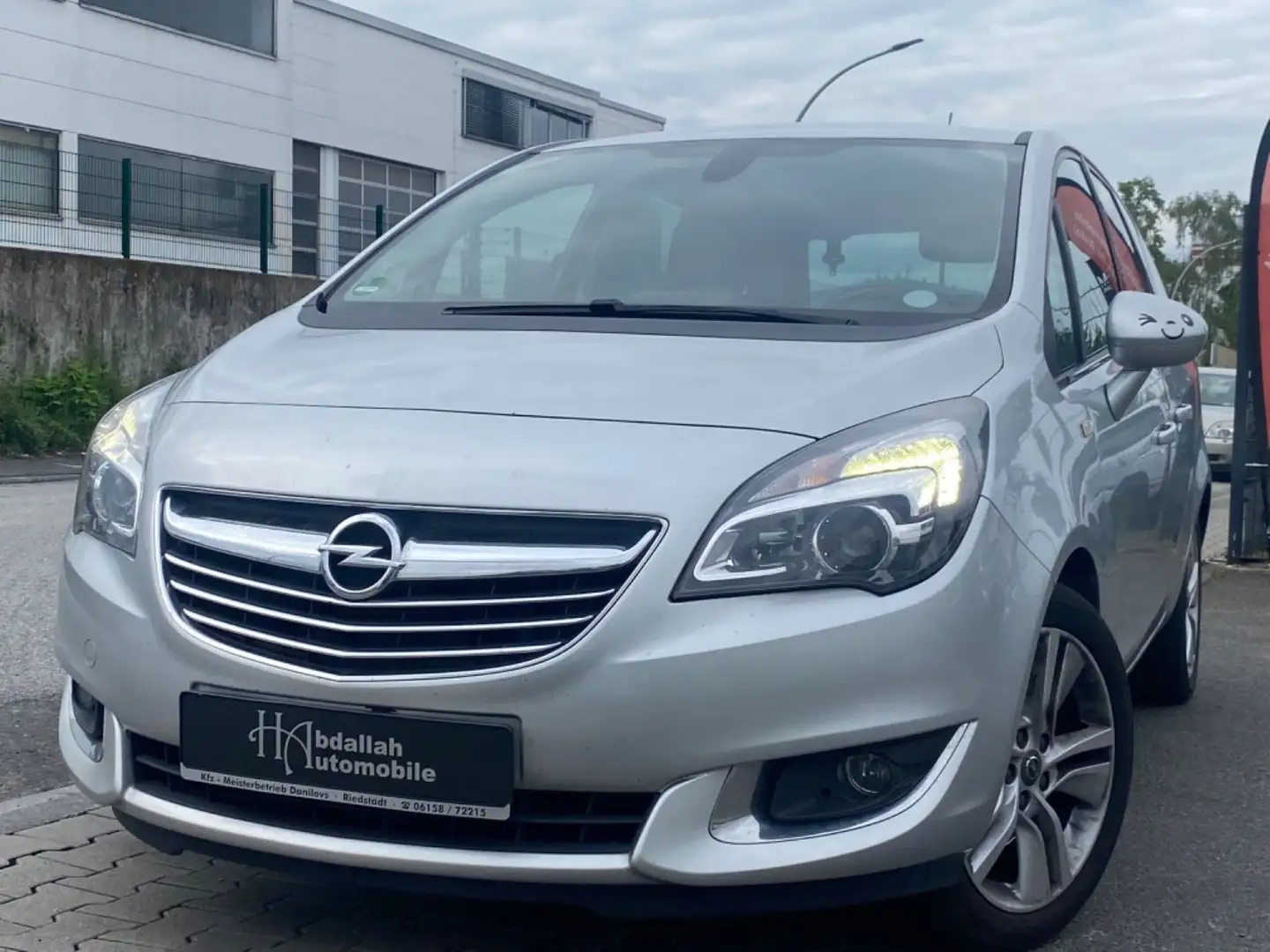 Opel Meriva B Innovation Argent - 1