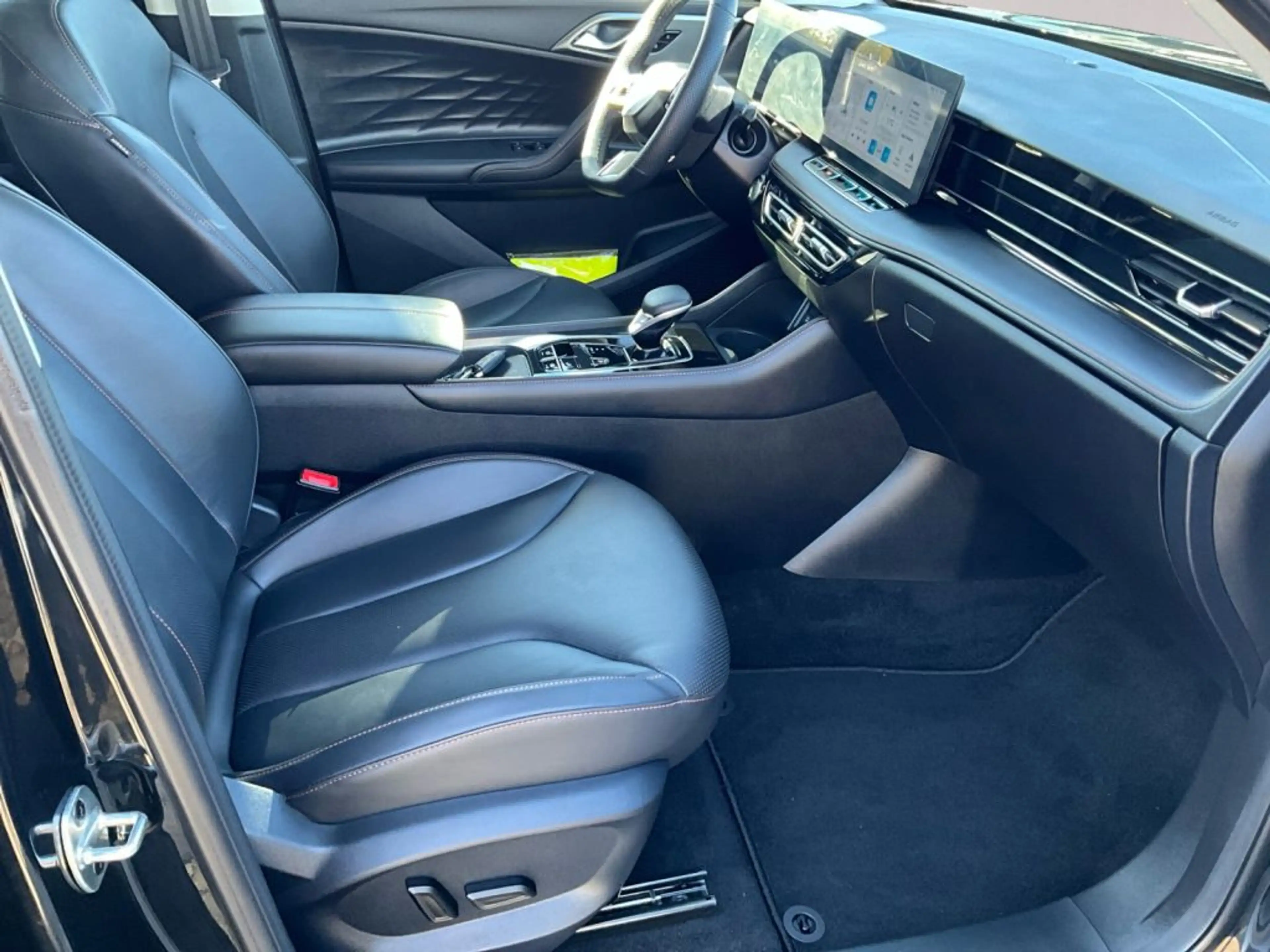MG HS 1.5T Aut. Luxury — photo 14