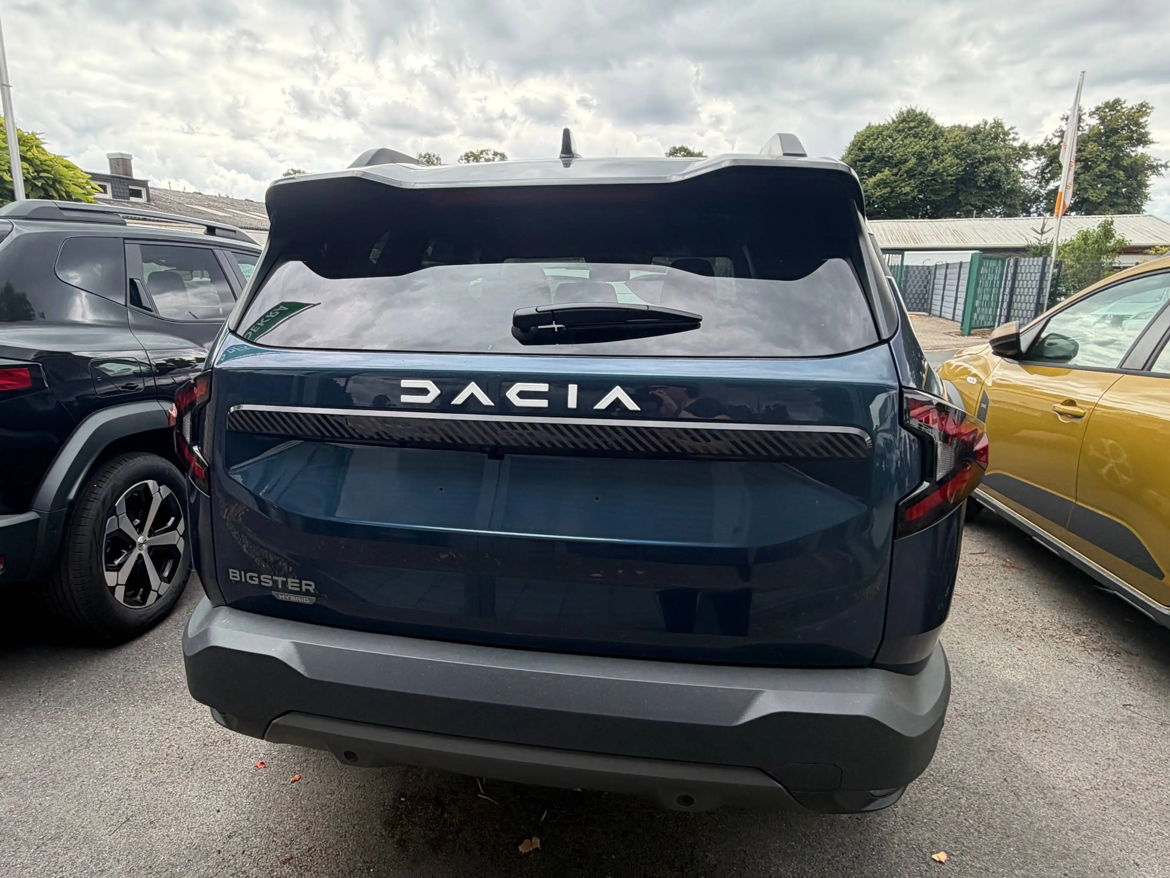 Dacia Bigster Hybrid 155 Extreme +City-Paket +WPP+Bicolor — photo 6