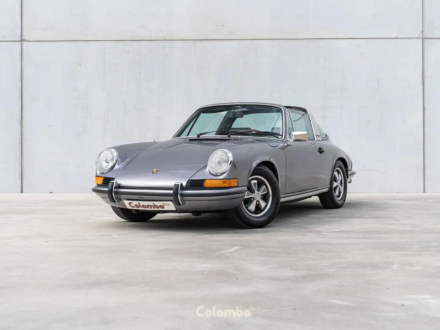 Porsche 911 2.4 T Targa Ölklappe Grijs - 2