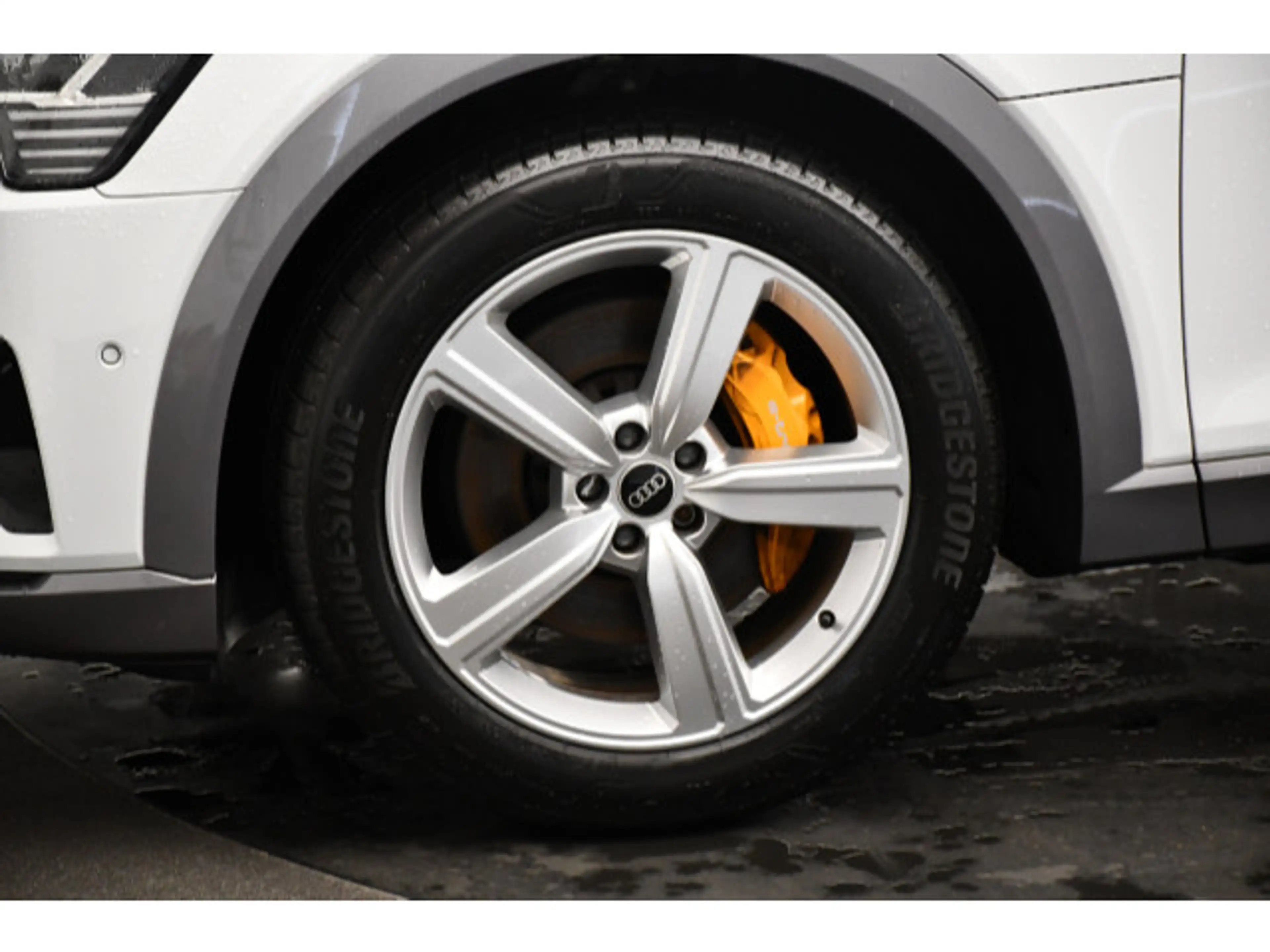 Audi e-tron 55 quattro advanced AHK/Rückkam/ACC — photo 13