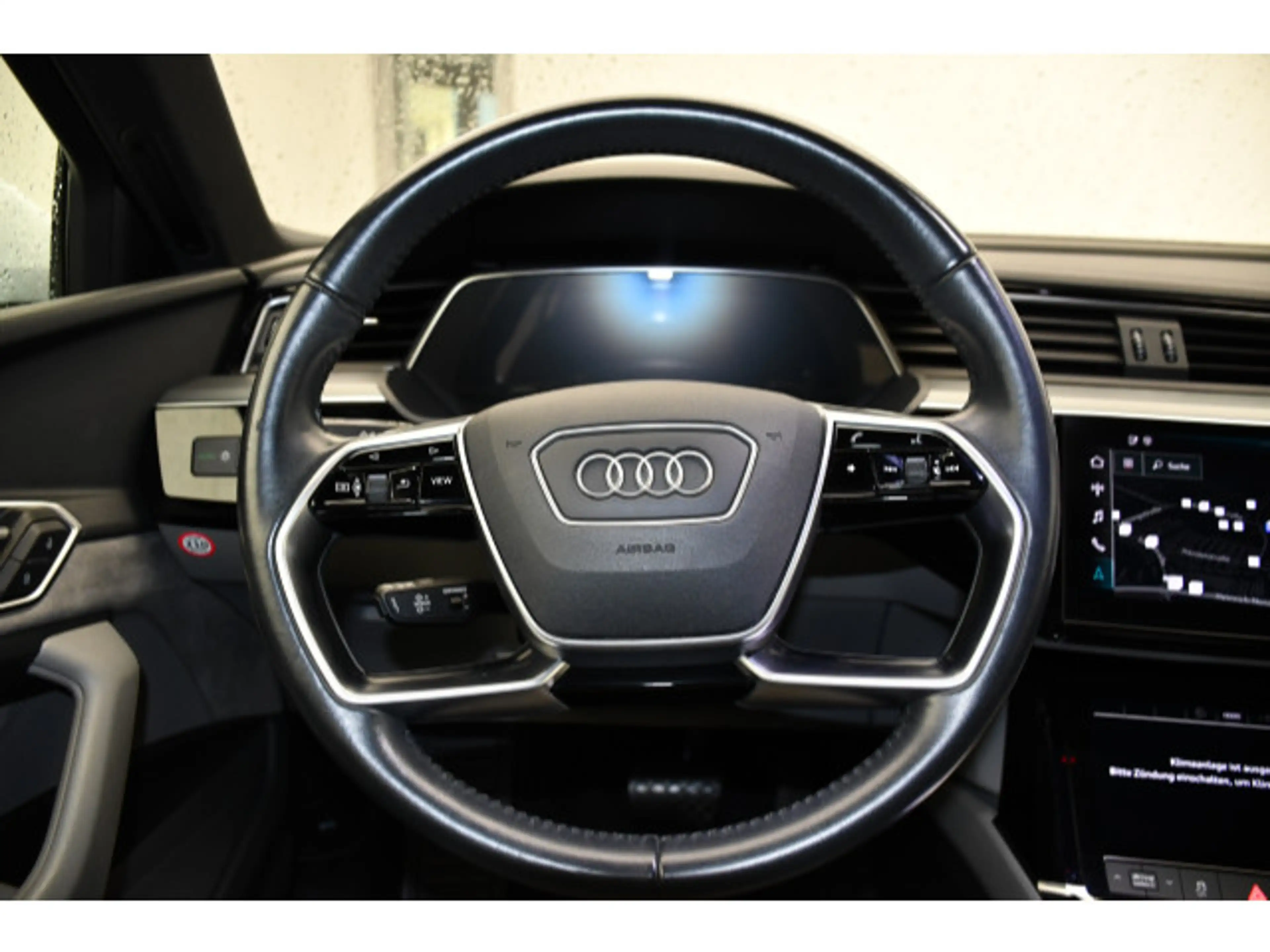 Audi e-tron 55 quattro advanced AHK/Rückkam/ACC — photo 5