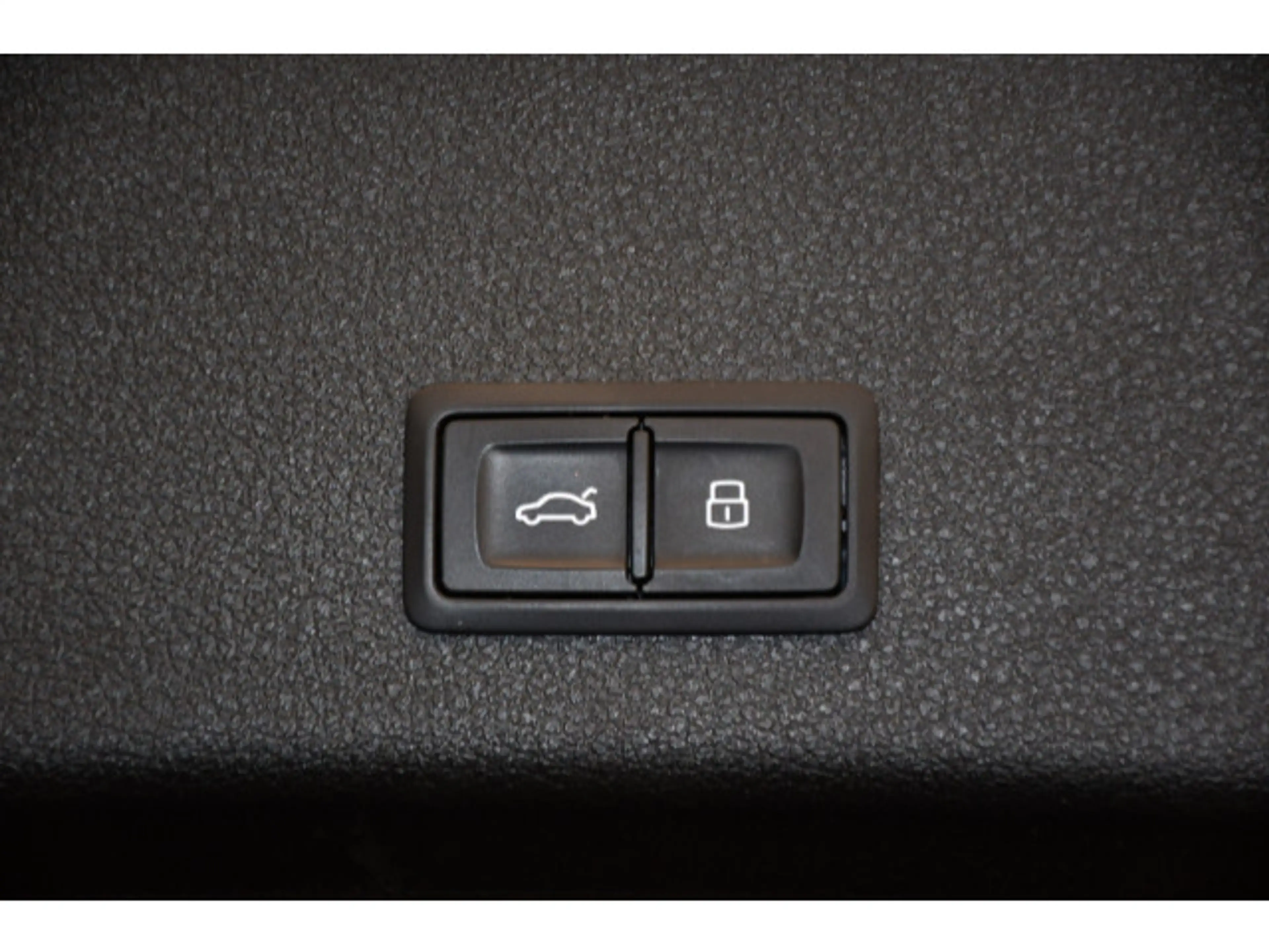 Audi e-tron 55 quattro advanced AHK/Rückkam/ACC — photo 11