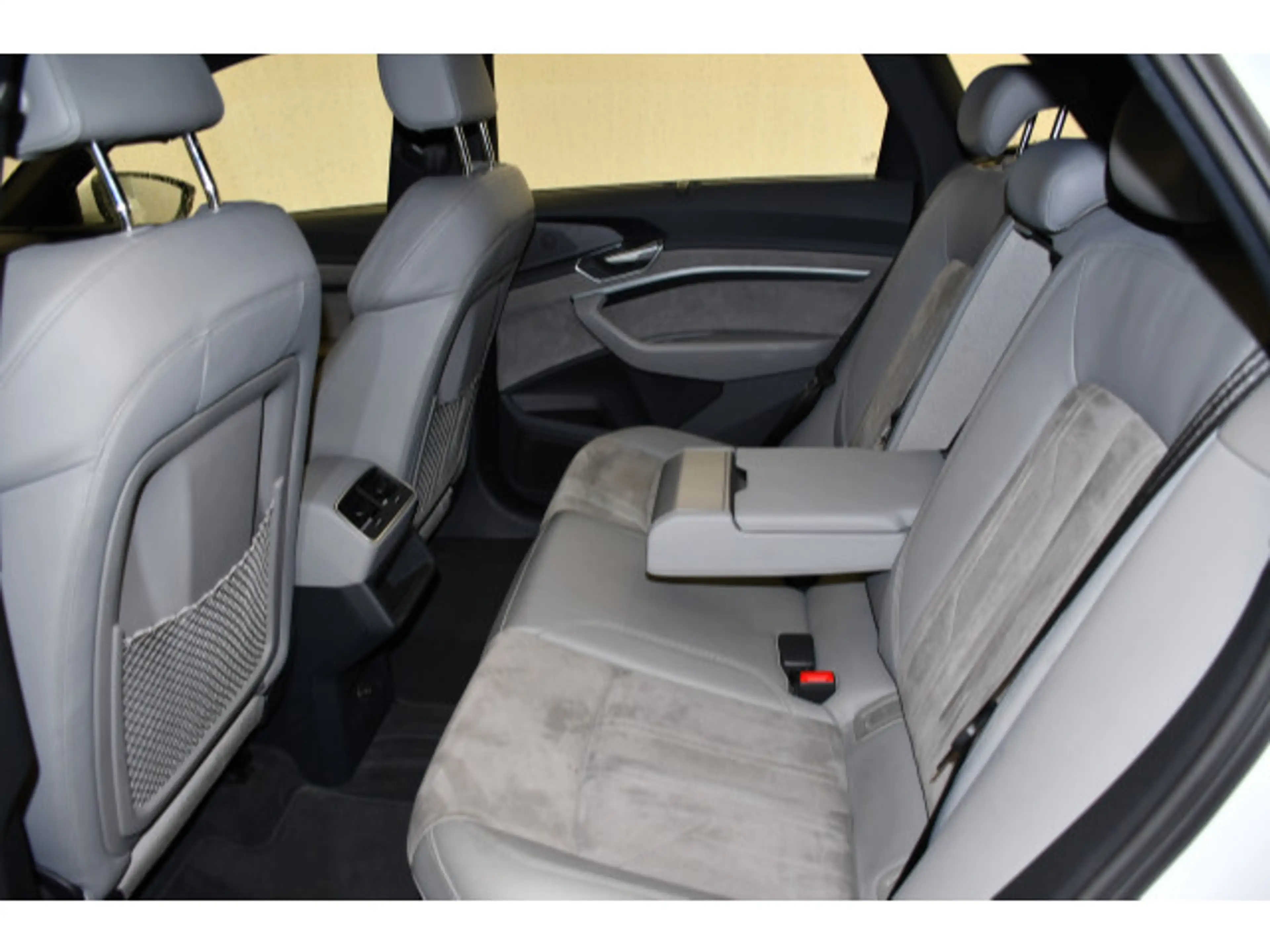 Audi e-tron 55 quattro advanced AHK/Rückkam/ACC — photo 9