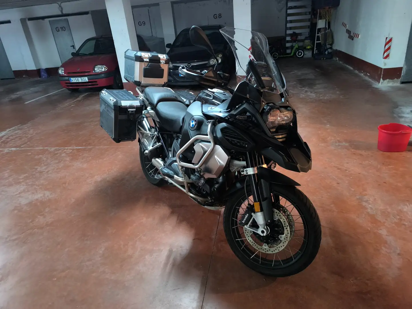 BMW R 1250 GS Adventure Triple Black Negro - 2