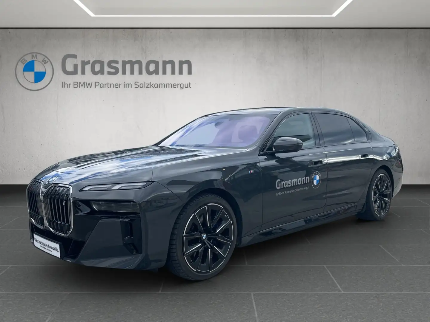 BMW i7 xDrive60 Grau - 1