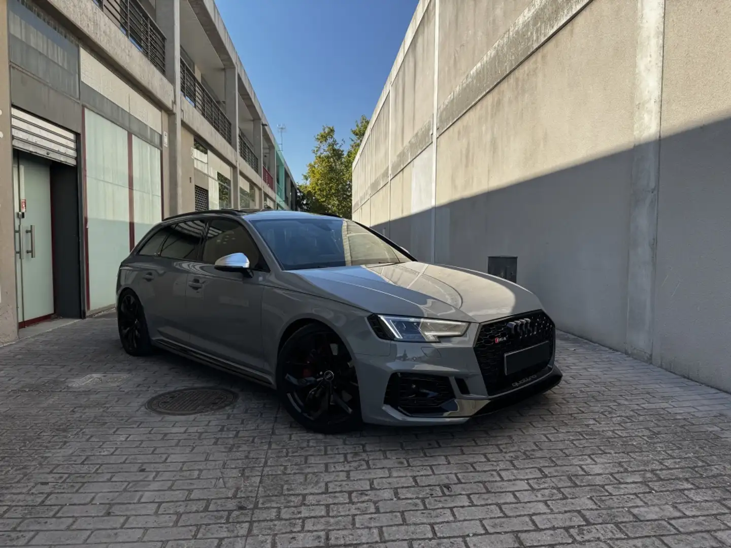 Audi RS4 Avant 2.9 TFSI quattro tiptronic - 1