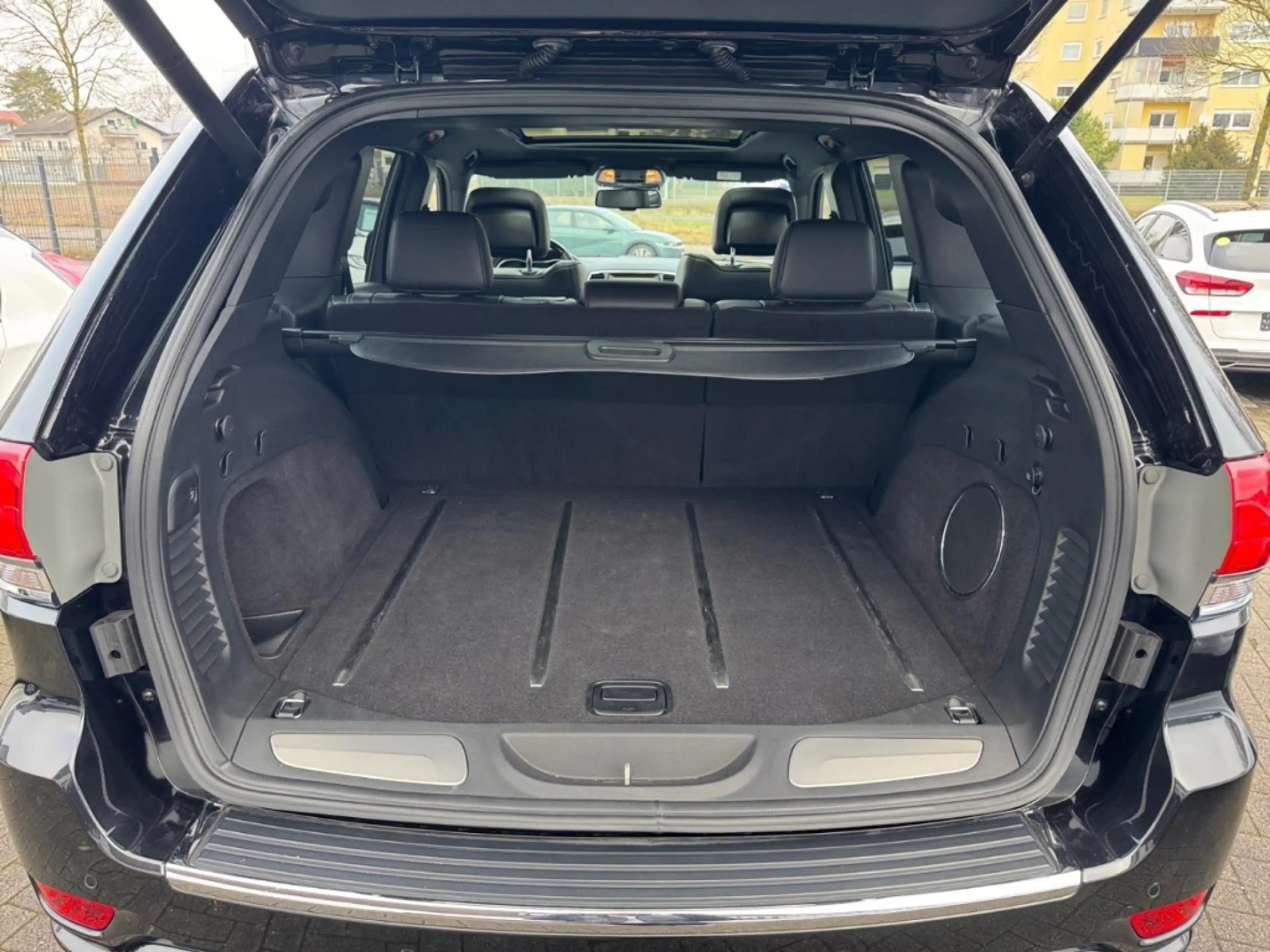 Jeep Grand Cherokee 3.0 CRD Overland++EXPORT/GEWERBE+ — photo 11
