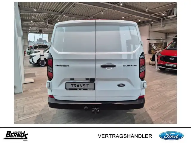 Ford Unknown Model view 6