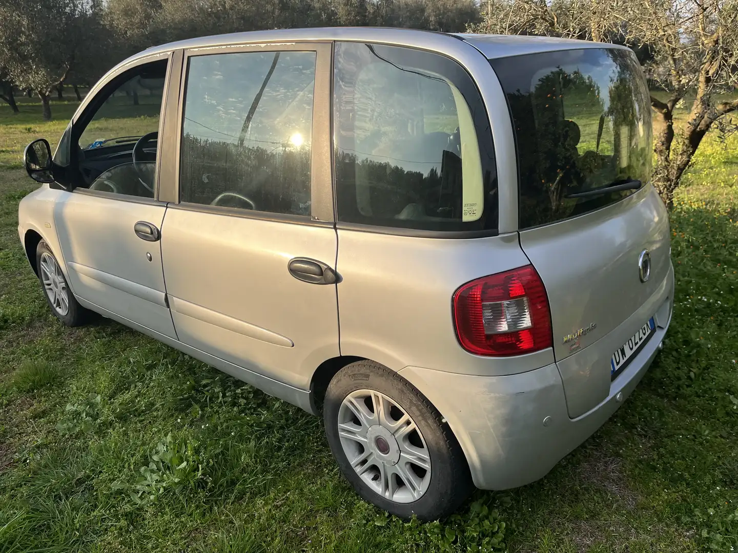 Fiat Multipla 1.9 mjt Dynamic 120cv - 1