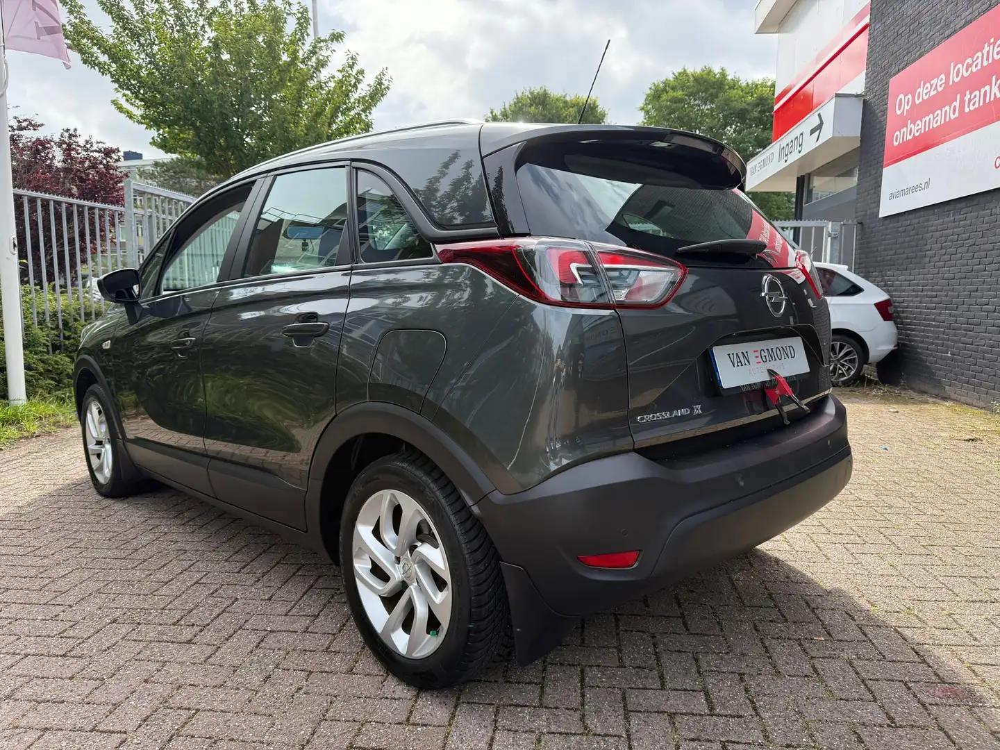 Opel Crossland X 1.2 Online Edition Grijs - 2