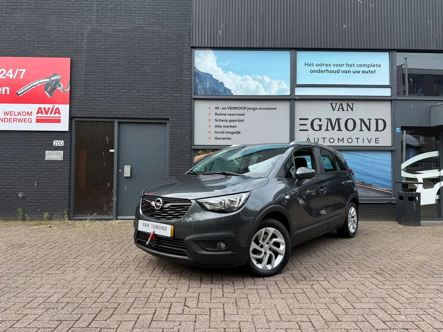 Opel Crossland X 1.2 Online Edition Grijs - 1