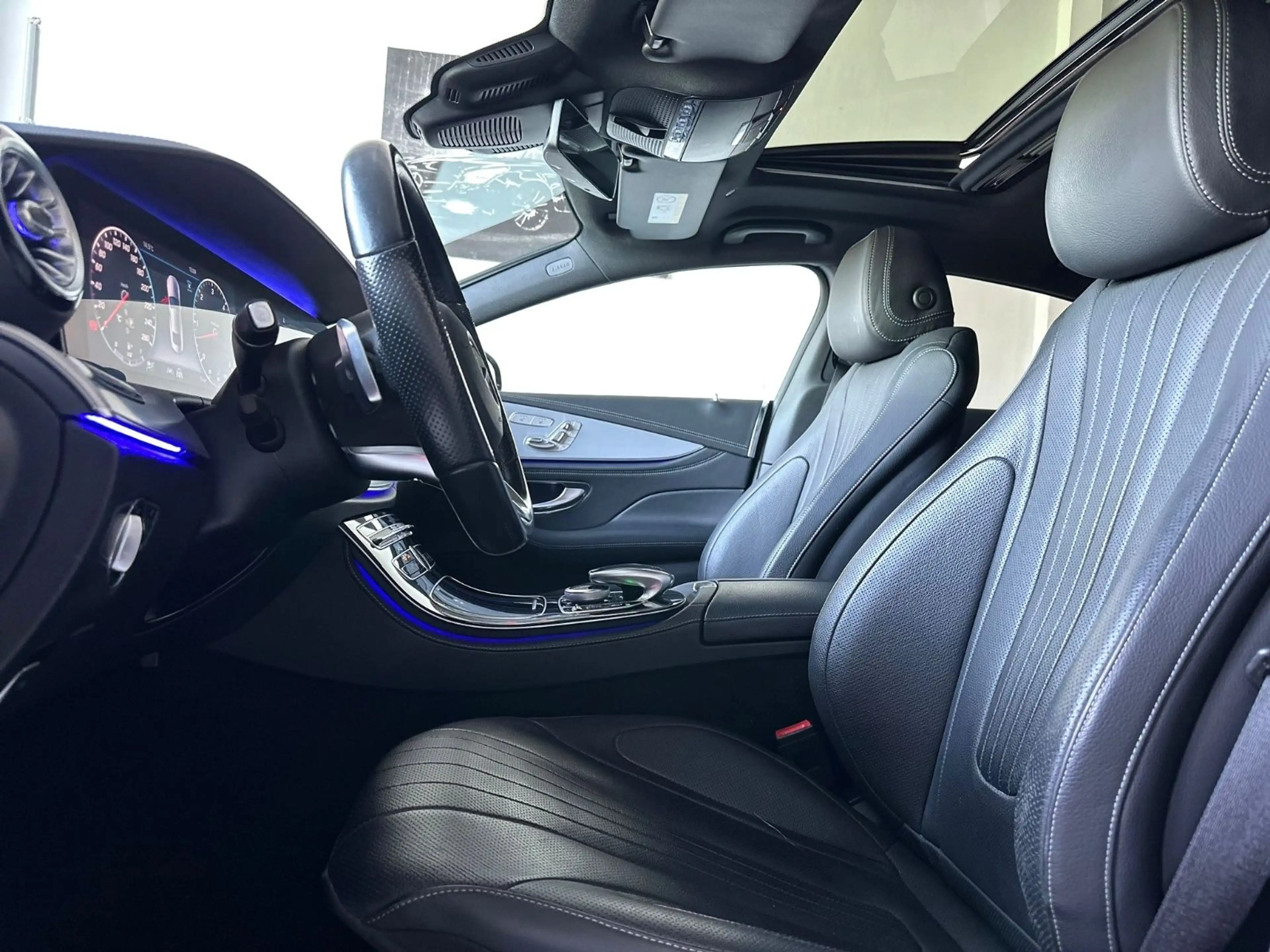 Mercedes-Benz CLS 400 d 4Matic 9G-Tronic AMG-LINE Voll 1.Hand — photo 4