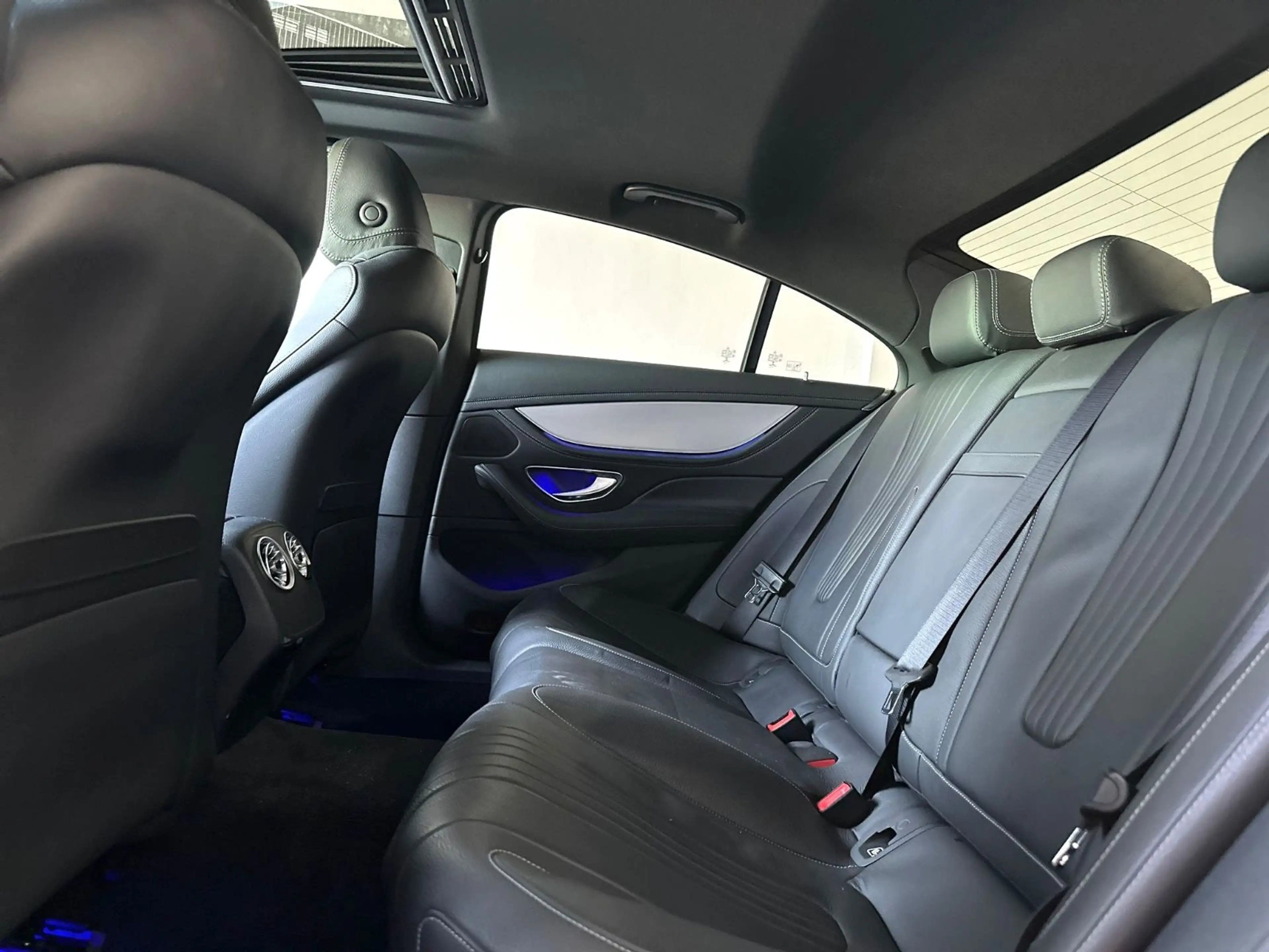 Mercedes-Benz CLS 400 d 4Matic 9G-Tronic AMG-LINE Voll 1.Hand — photo 12