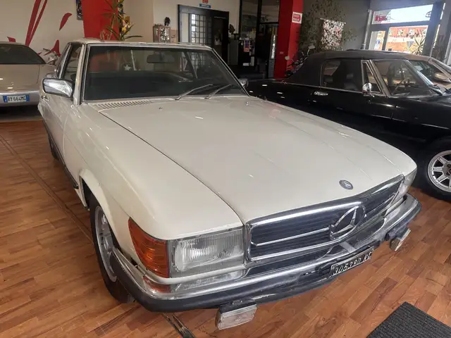 Mercedes-Benz SL 350 Roadster. 8 Cilindri