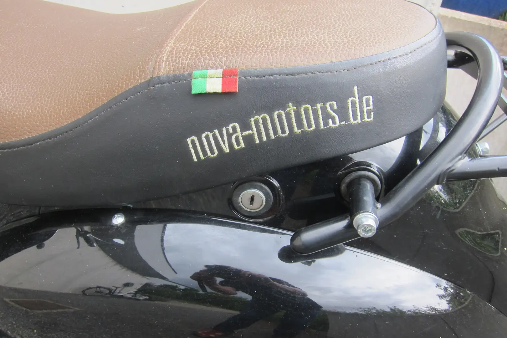 Nova Motors Retro Star Noir - 2